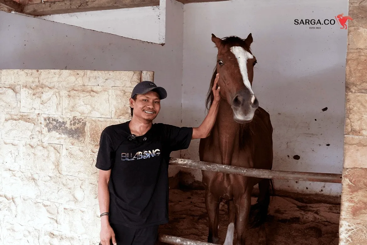 Edo Apriansyah, pelatih kuda